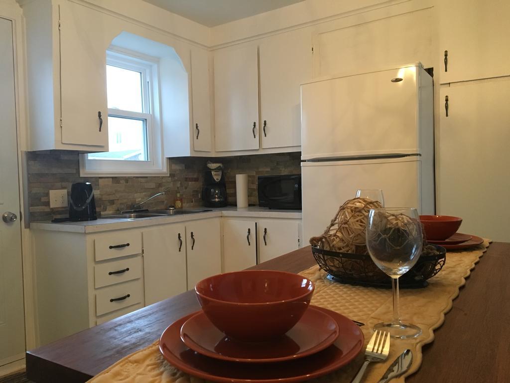 Le Milka I Villa Longueuil Exteriör bild