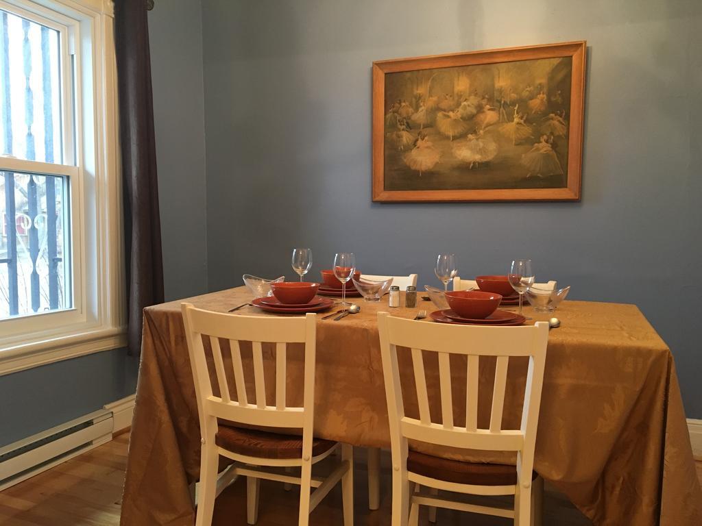 Le Milka I Villa Longueuil Exteriör bild
