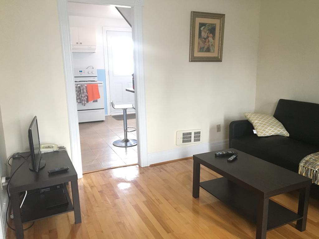 Le Milka I Villa Longueuil Exteriör bild